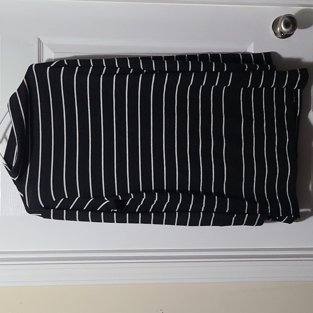Women's stripped turtleneck shirt